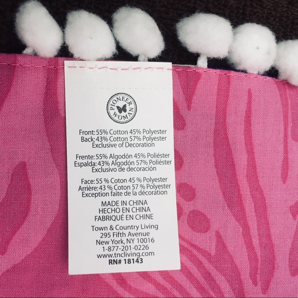 Pioneer Woman Spring Placemats Reversible Set of 4 - Picture 7 of 7